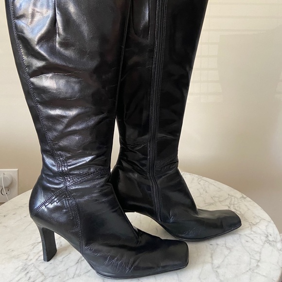 Size 8.5 Black Leather Square Toe Nine West Boots - Picture 3 of 14